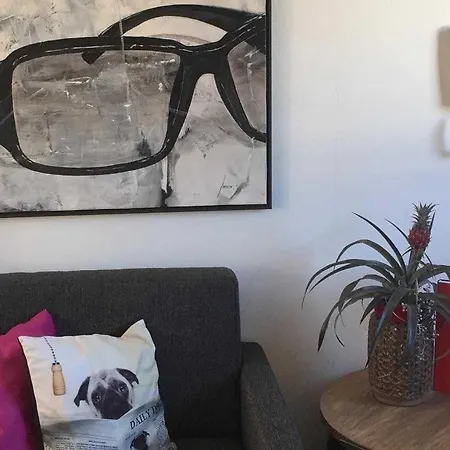 דירה Art Nomay Summercard Blick Of Salzburg קפרון